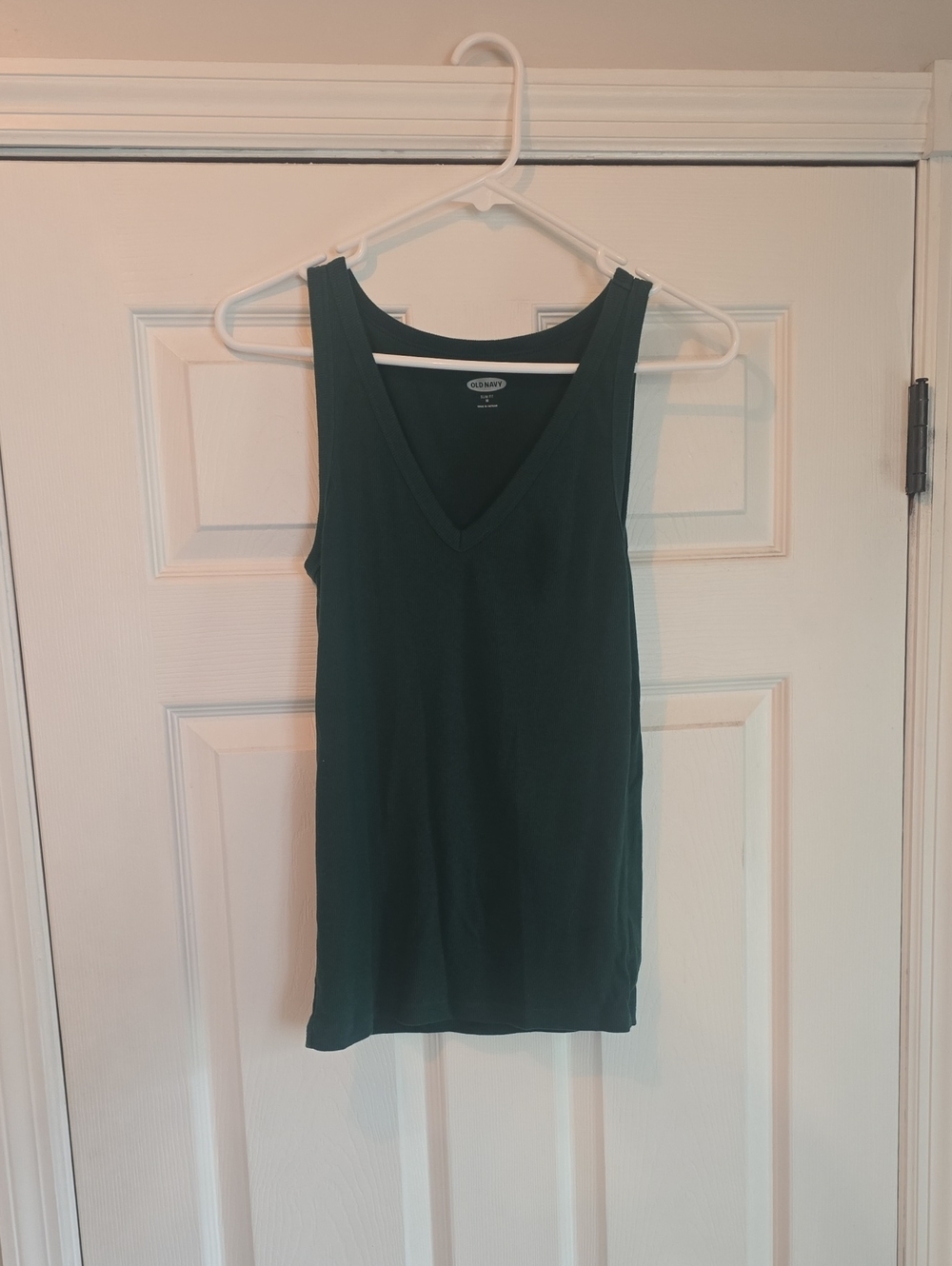 Old Navy Green V-Neck Tank Top